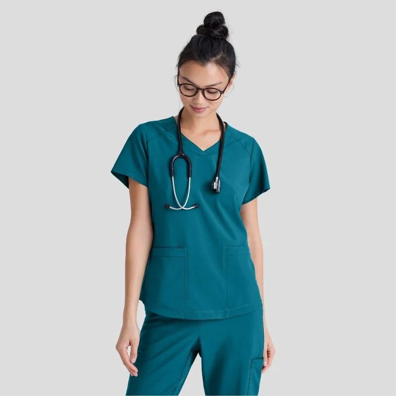 Grey’s Anatomy Evolve Women’s Scrub Set - Image 21