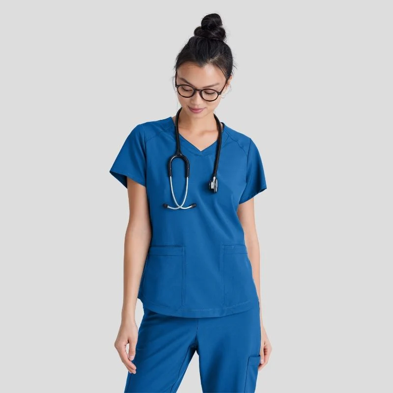 Grey’s Anatomy Evolve Women’s Scrub Set - Image 27