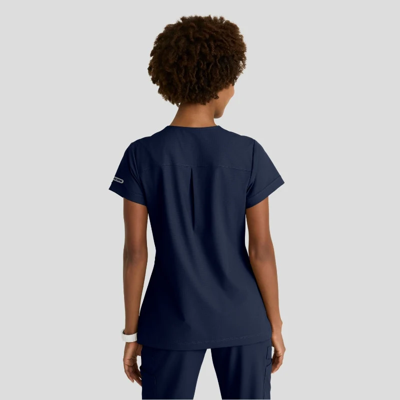Skechers Ripstop Trek & Scout Women’s Scrub Set - Image 3