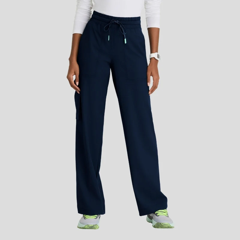 Skechers Ripstop Trek & Scout Women’s Scrub Set - Image 4